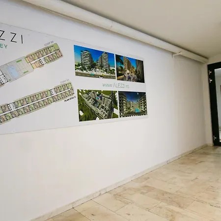 Alezzi Sofy & Pool Nord 10 Năvodari